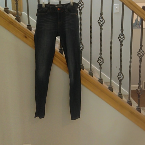 Blue Jeans - Picture 1 of 4